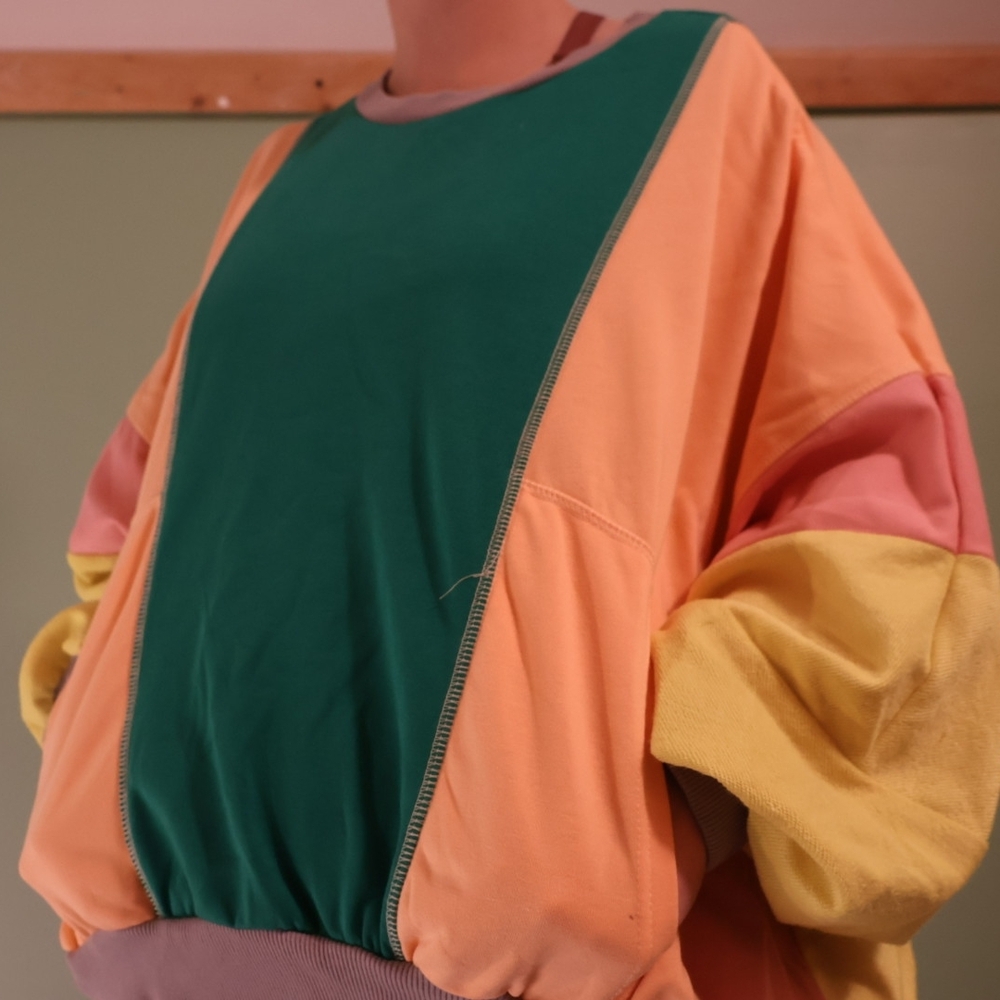 Colorblock Crew Neck Sweater
